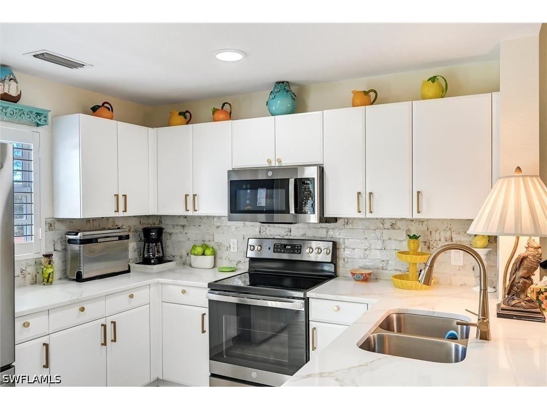 4500 Botanical Place Circle #301 Naples FL 34112 226012765 image17