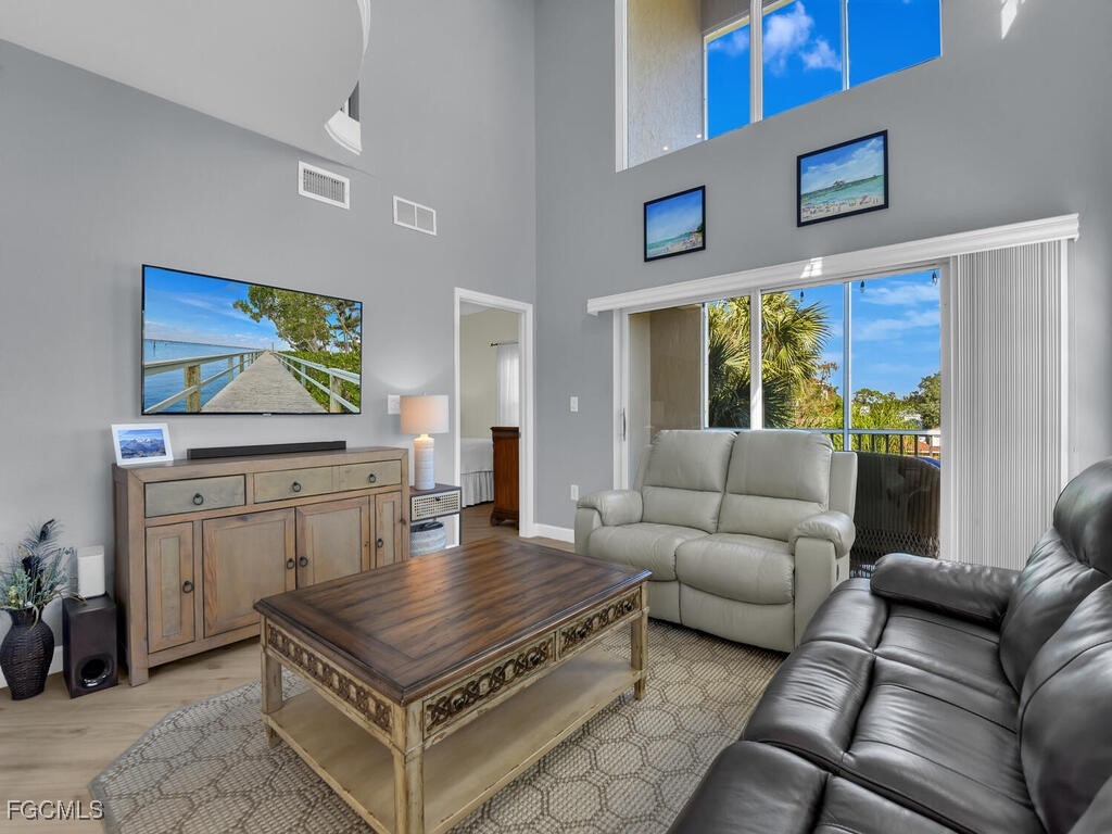 4500 Botanical Place Circle #307 Naples FL 34112 2026005741 image6