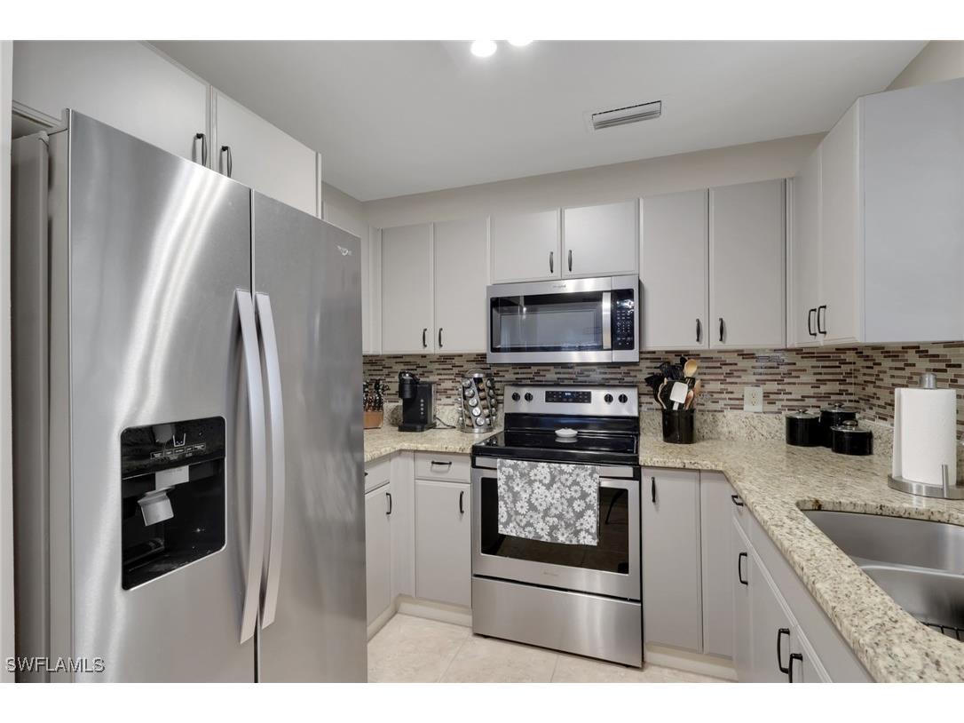 4500 Botanical Place Circle #101 Naples FL 34112 225077465 image9