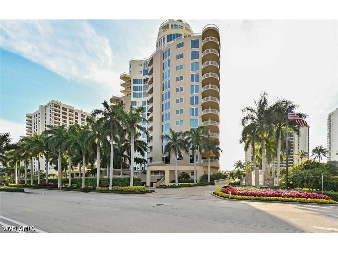 4501 Gulf Shore Boulevard N #404 Naples FL 34103 226016389 image1