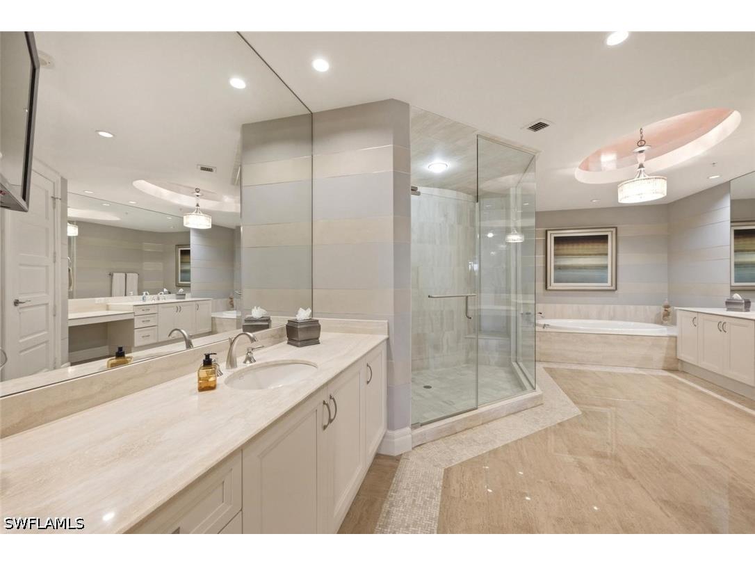 4501 Gulf Shore Boulevard N #404 Naples FL 34103 226016389 image26