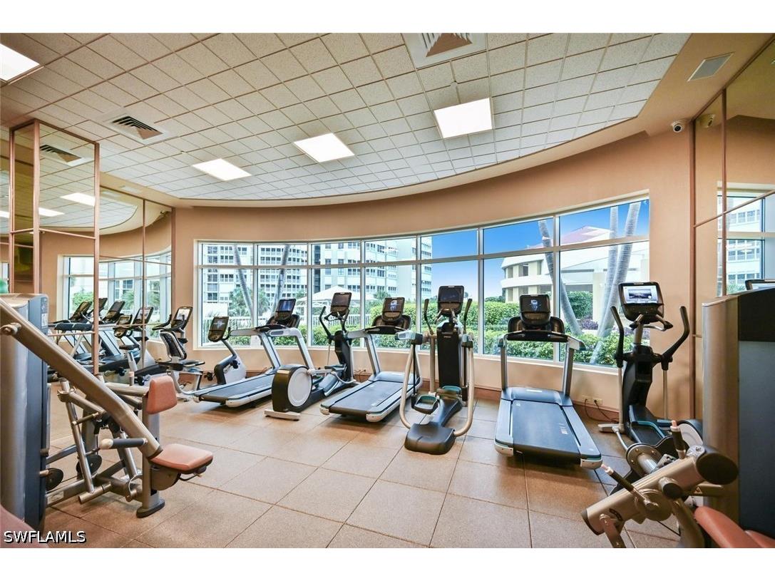 4501 Gulf Shore Boulevard N #404 Naples FL 34103 226016389 image48