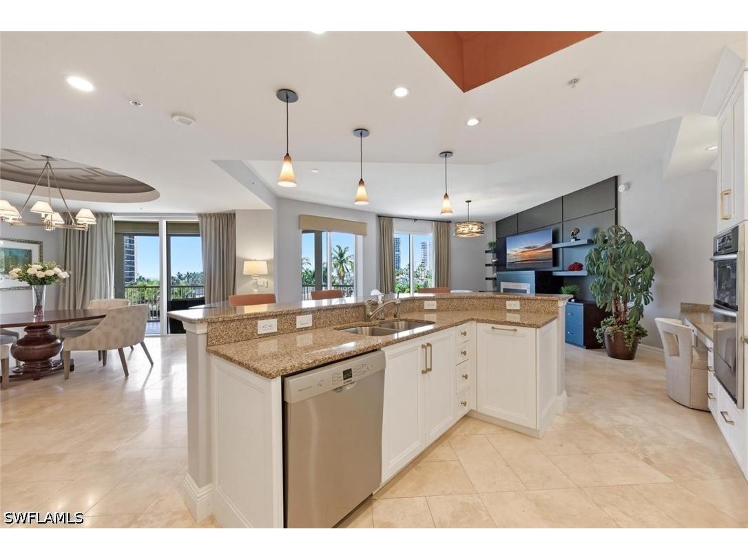 4501 Gulf Shore Boulevard N #404 Naples FL 34103 226018420 image13