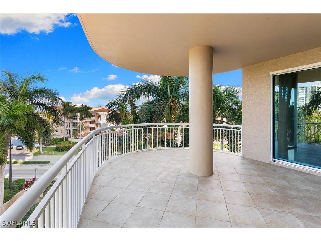 4501 Gulf Shore Boulevard N #405 Naples FL 34103 226006166 image12