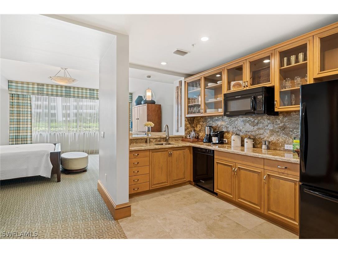 4501 Gulf Shore Boulevard N #405 Naples FL 34103 226006166 image42