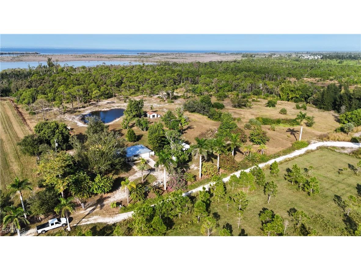 4501 Royal Palm Ranch Drive Saint James City FL 33956 2025024675 image3