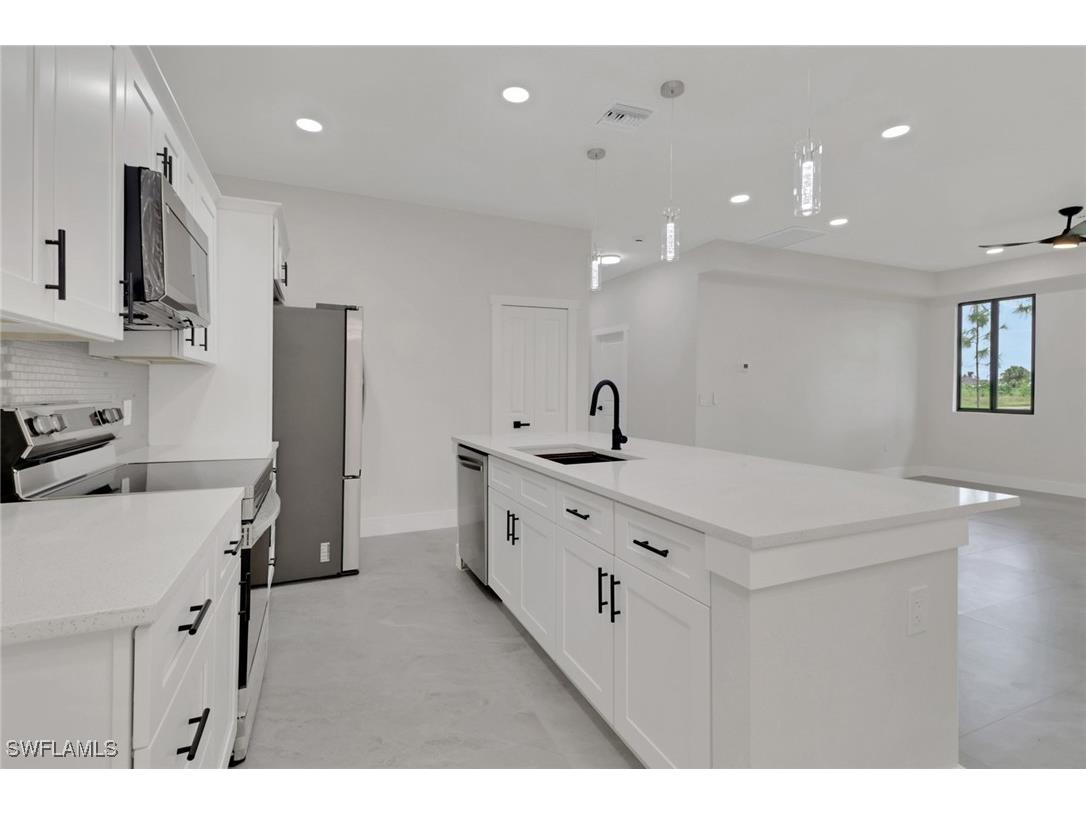 4503 15th Street SW Lehigh Acres FL 33973 226003716 image7