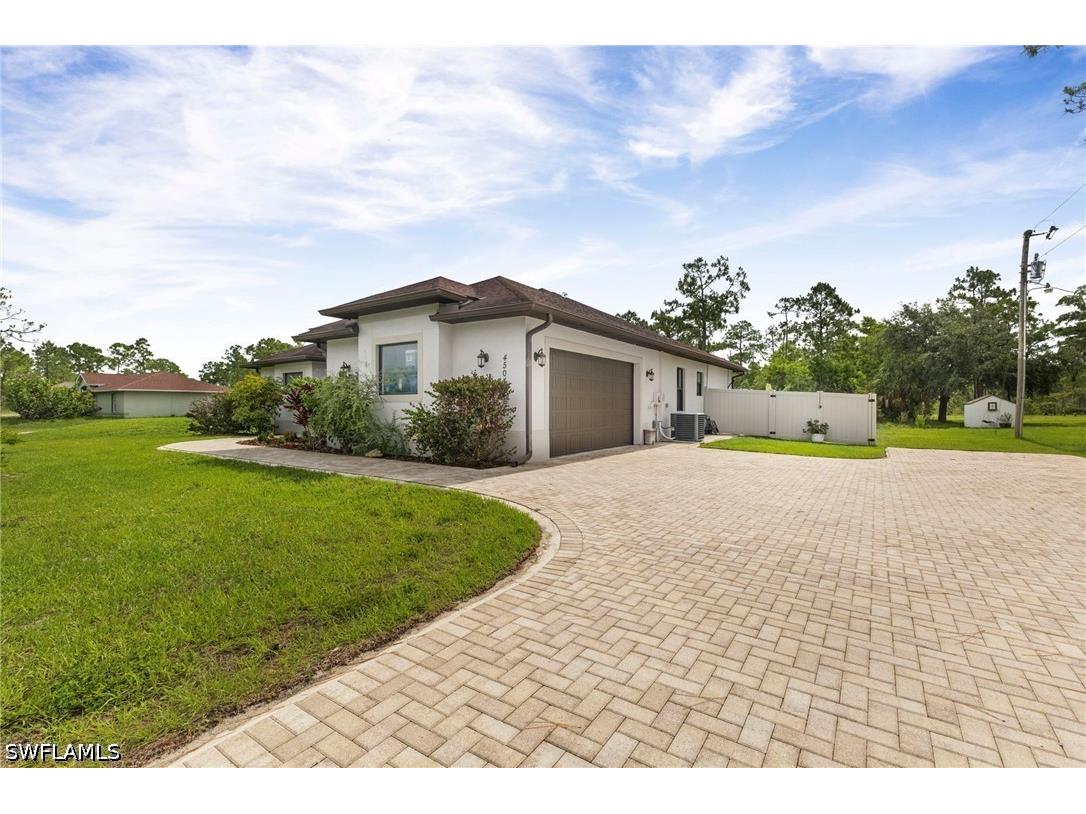 4504 16th Street NE Naples FL 34120 226020494 image26