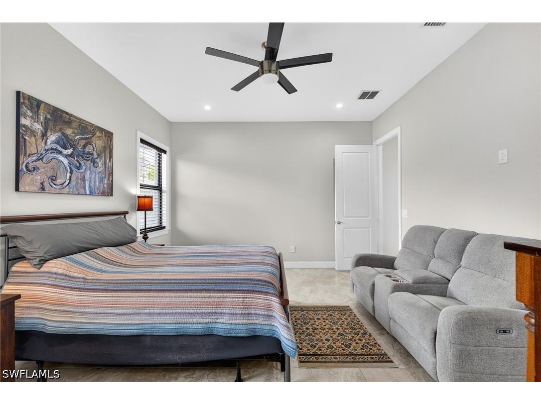 4504 16th Street NE Naples FL 34120 226020494 image4