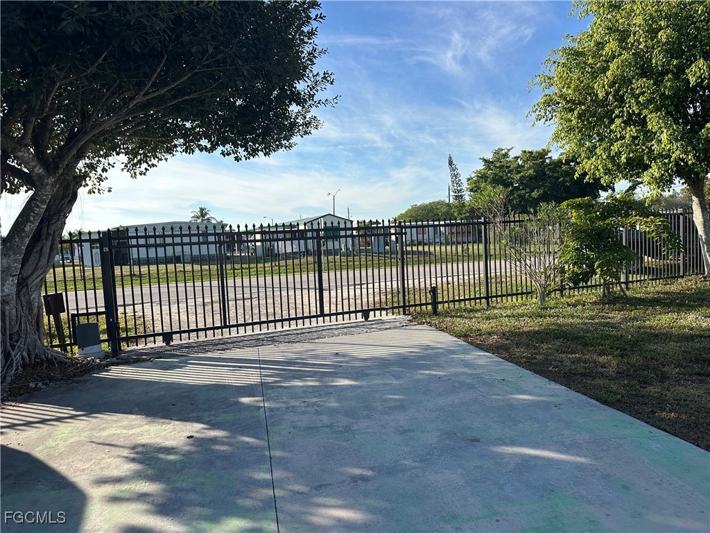 4505 Luckett Road Fort Myers FL 33905 2025025197 image4