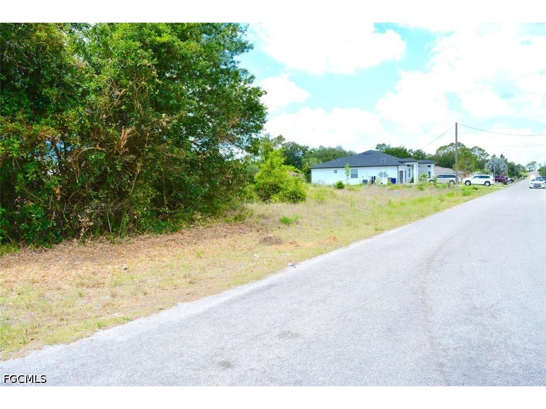 4505/4507 27th Street SW Lehigh Acres FL 33973 2026020049 image8