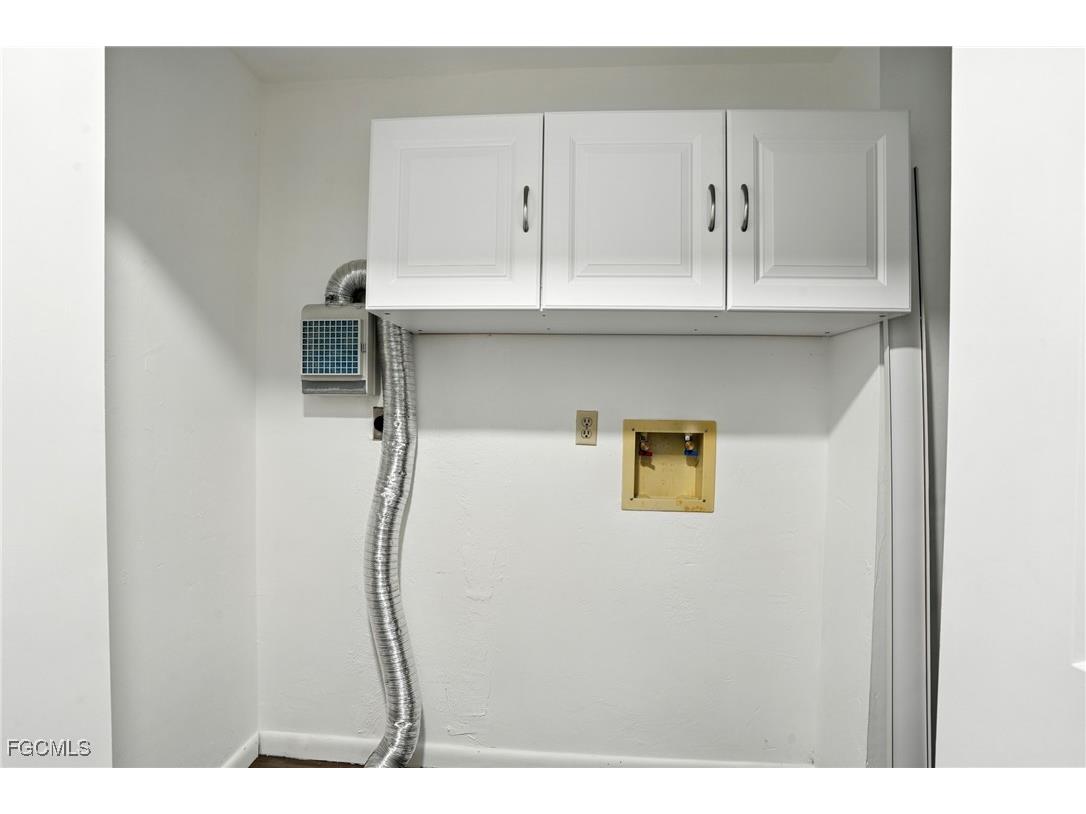 4508 Santa Barbara Boulevard #102 Cape Coral FL 33914 2025007634 image20