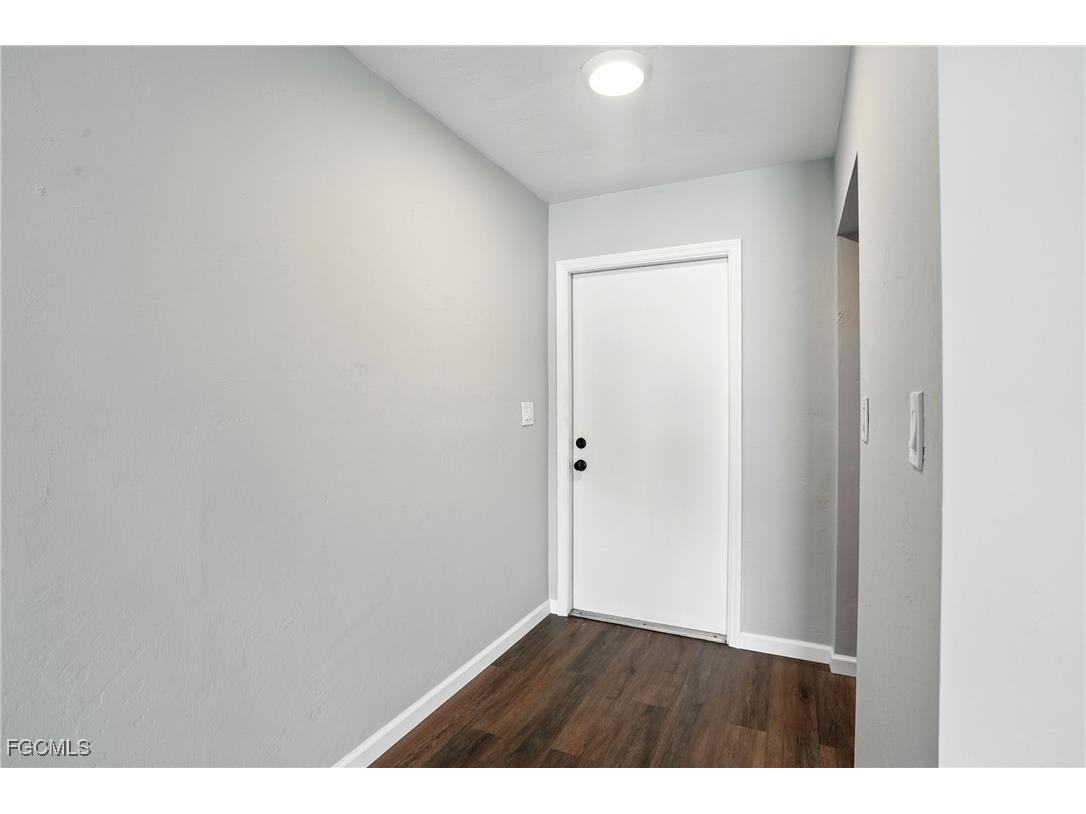 4508 Santa Barbara Boulevard #102 Cape Coral FL 33914 2025007634 image4