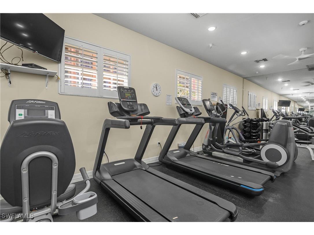 451 Bayfront Place #5201 Naples FL 34102 225084280 image27