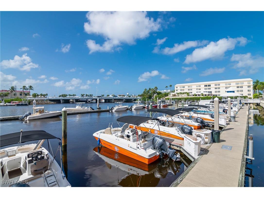 451 Bayfront Place #5201 Naples FL 34102 225084280 image36
