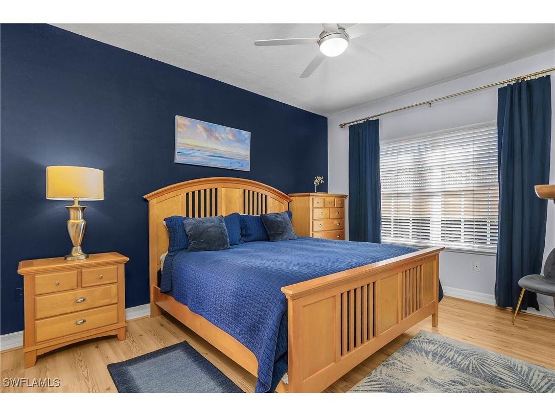 451 Bayfront Place #5201 Naples FL 34102 225084280 image6