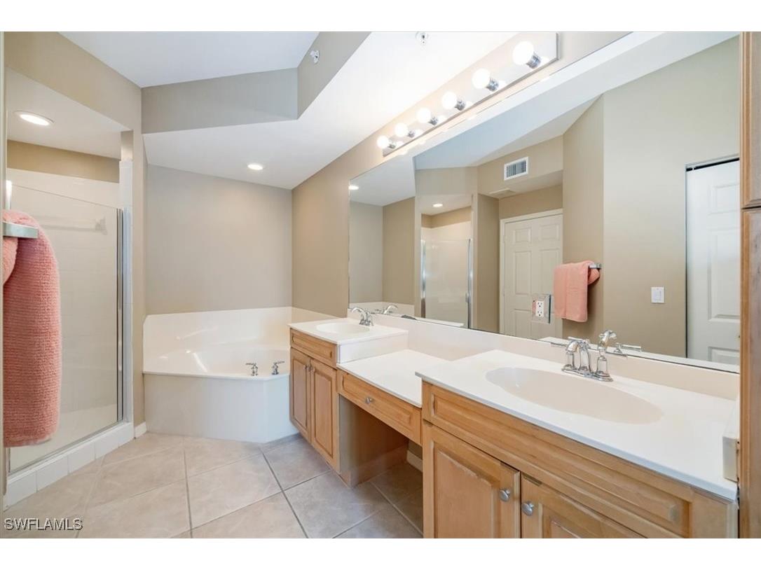 451 Bayfront Place #5207 Naples FL 34102 225073241 image15