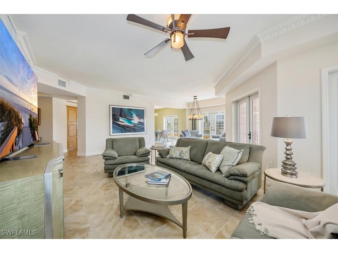 451 Bayfront Place #5207 Naples FL 34102 225073241 image4