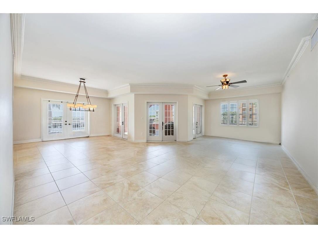 451 Bayfront Place #5207 Naples FL 34102 225073241 image5