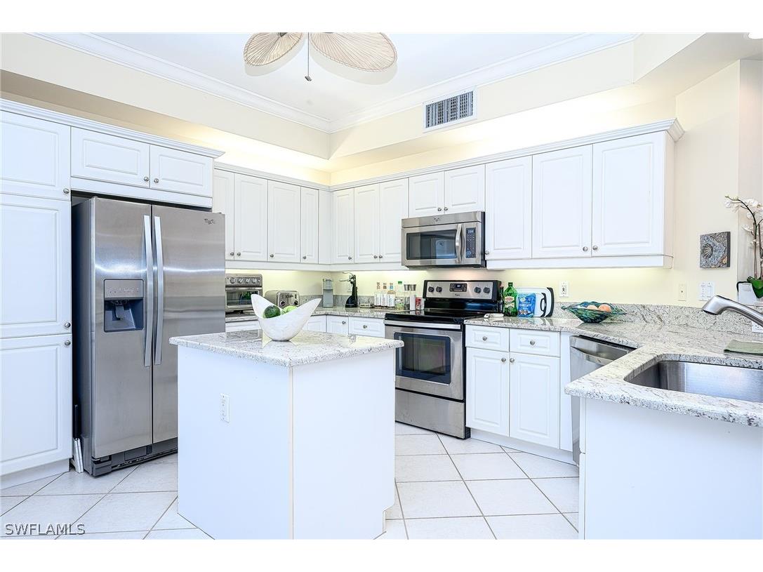 451 Bayfront Place #5405 Naples FL 34102 223007898 image1