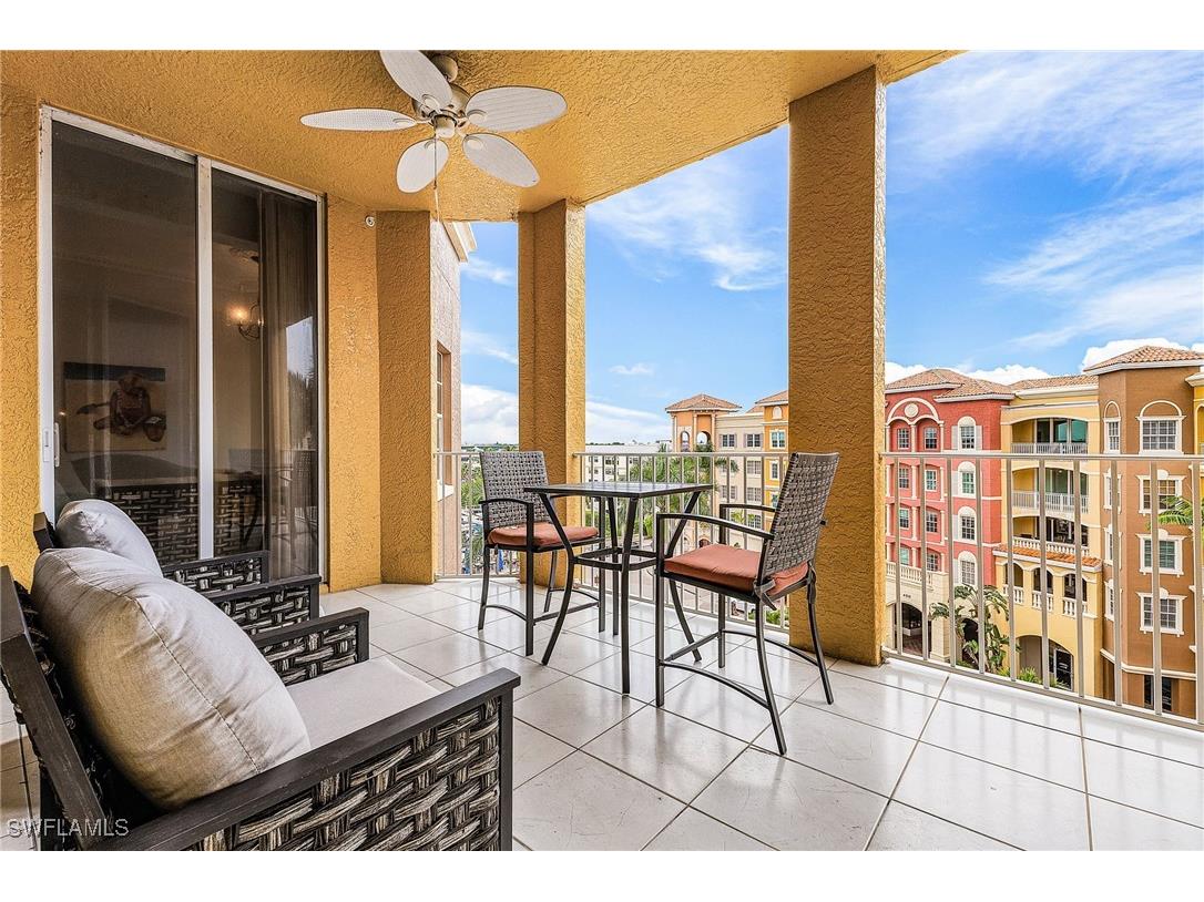 451 Bayfront Place #5503 Naples FL 34102 225082187 image1