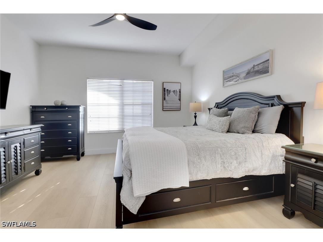 451 Bayfront Place #5505 Naples FL 34102 226012740 image9