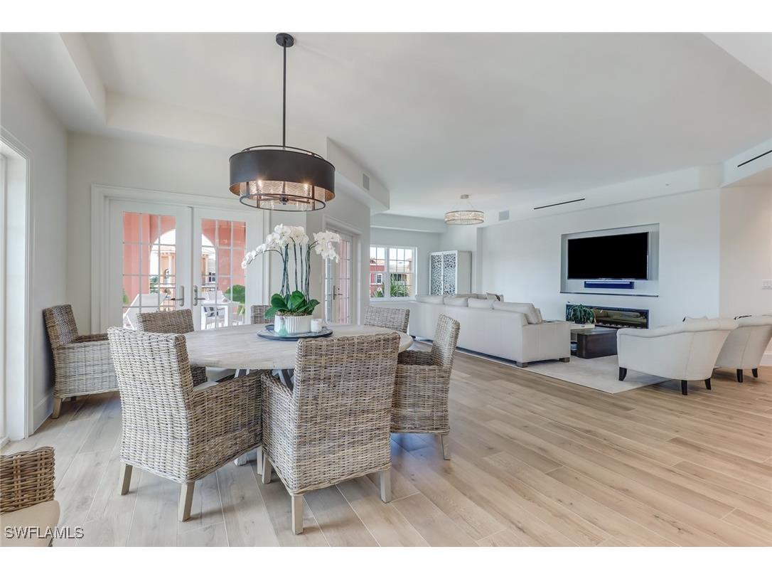 451 Bayfront Place #5507 Naples FL 34102 225051652 image1