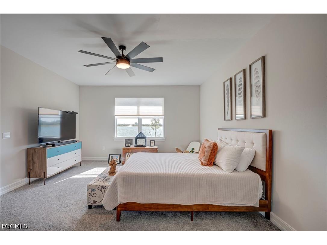 451 Spring Hill Lake Loop Cape Coral FL 33993 2026015805 image10