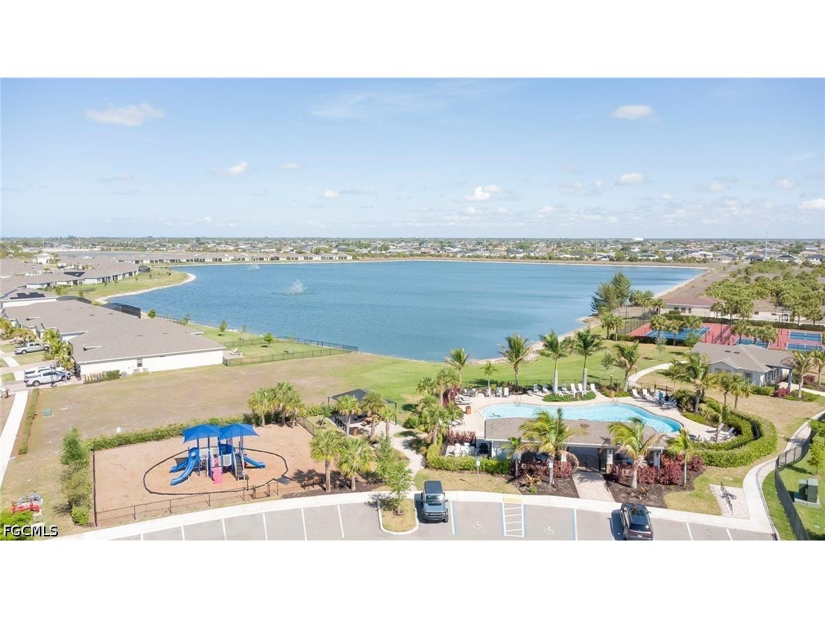 451 Spring Hill Lake Loop Cape Coral FL 33993 2026015805 image20