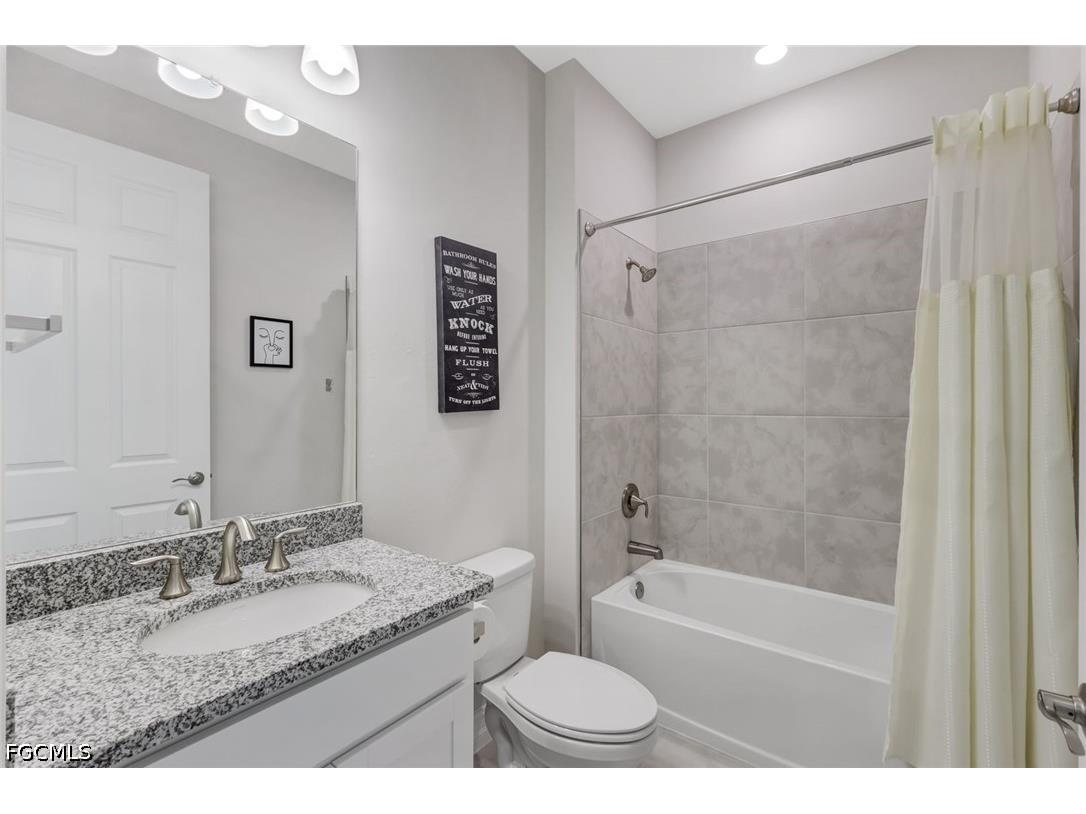 451 Spring Hill Lake Loop Cape Coral FL 33993 2026026912 image23
