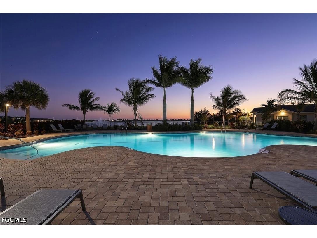 451 Spring Hill Lake Loop Cape Coral FL 33993 2026026912 image44