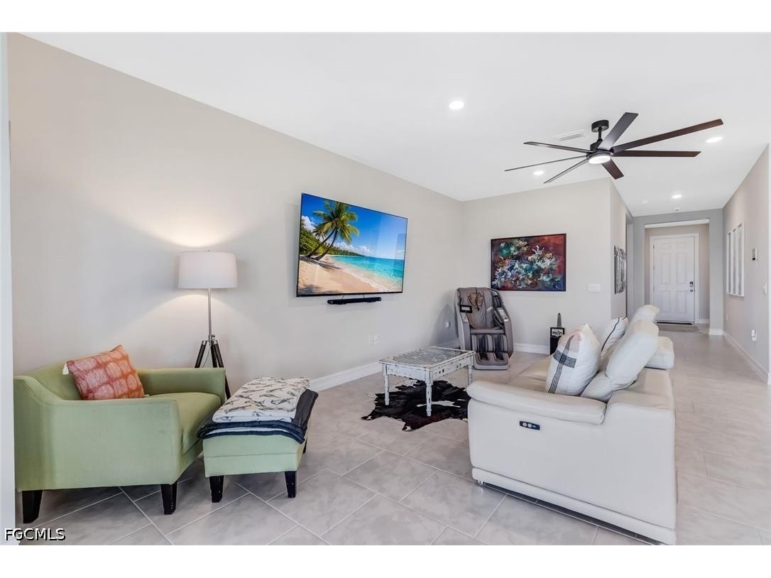 451 Spring Hill Lake Loop Cape Coral FL 33993 2026026912 image7