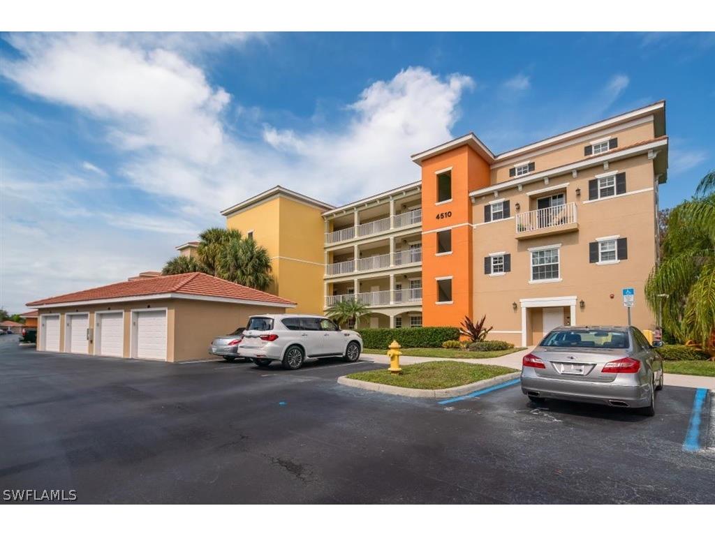 4510 Botanical Place Circle #402 Naples FL 34112 226010289 image1