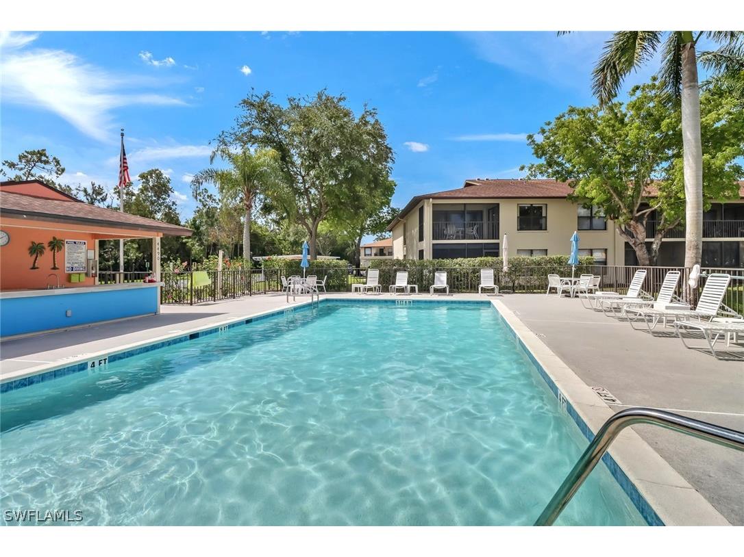 4510 Chantelle Drive #J-206 Naples FL 34112 224039417 image1