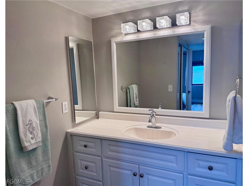4510 N Key Drive #102 North Fort Myers FL 33903 2026012792 image5