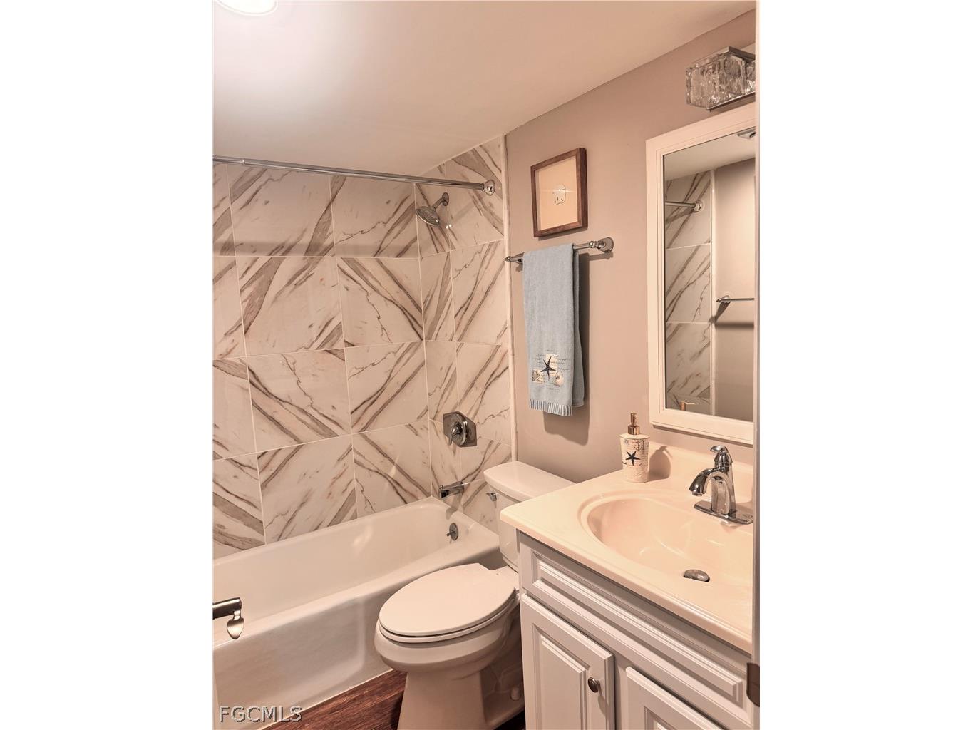 4510 N Key Drive #102 North Fort Myers FL 33903 2026012792 image9