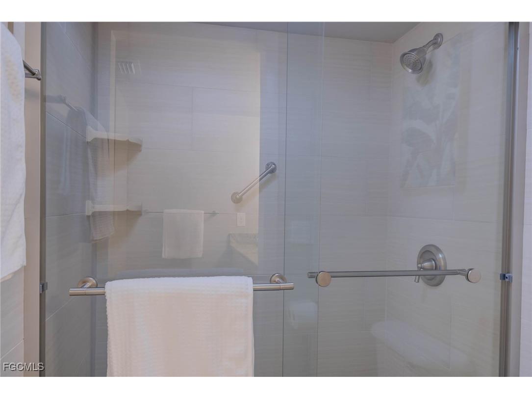 4510 N Key Drive #204 North Fort Myers FL 33903 2025022356 image17
