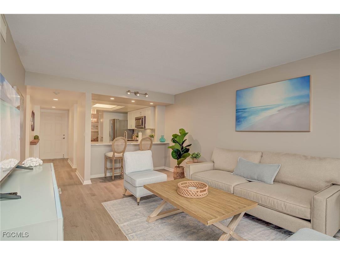 4510 N Key Drive #204 North Fort Myers FL 33903 2025022356 image4