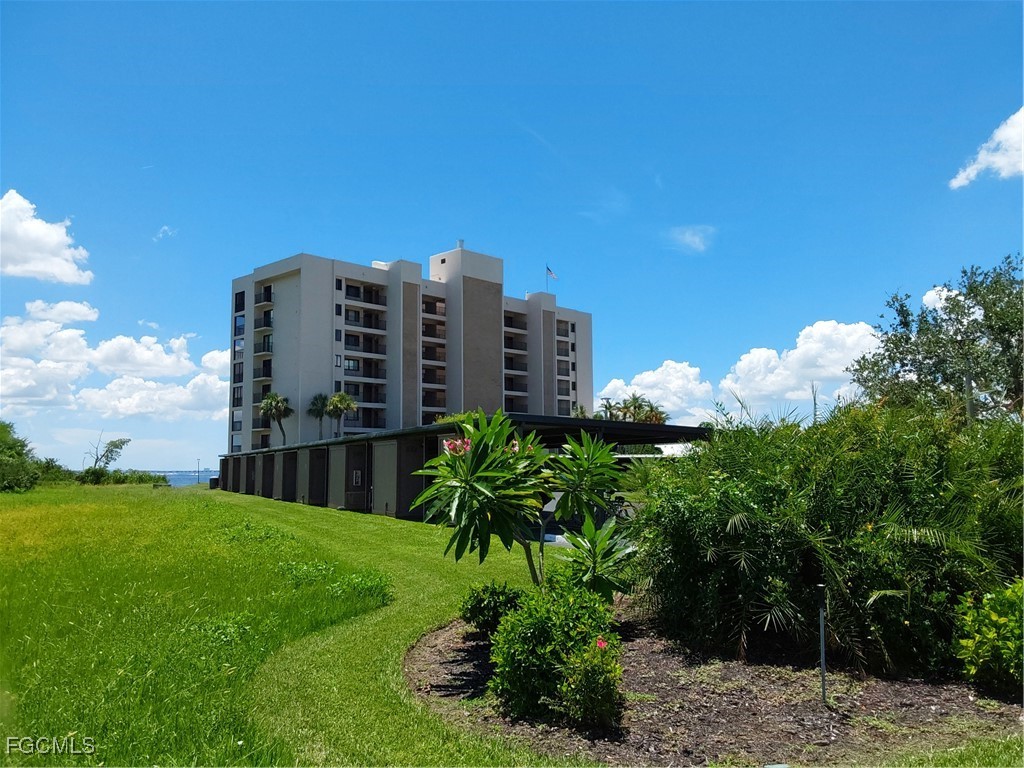 4510 N Key Drive #304 North Fort Myers FL 33903 2025006689 image13
