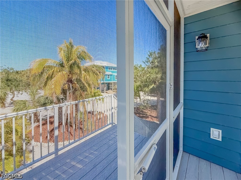 4511 & 4501 Schooner Drive Upper Captiva FL 33924 2026014378 image6