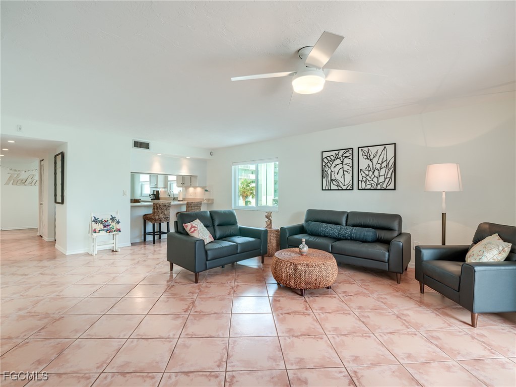 4511 Bay Beach Lane #114 Fort Myers Beach FL 33931 2025018125 image17
