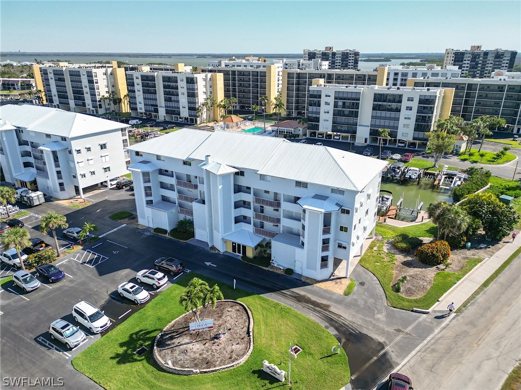 4511 Bay Beach Lane #114 Fort Myers Beach FL 33931 224027903 image1