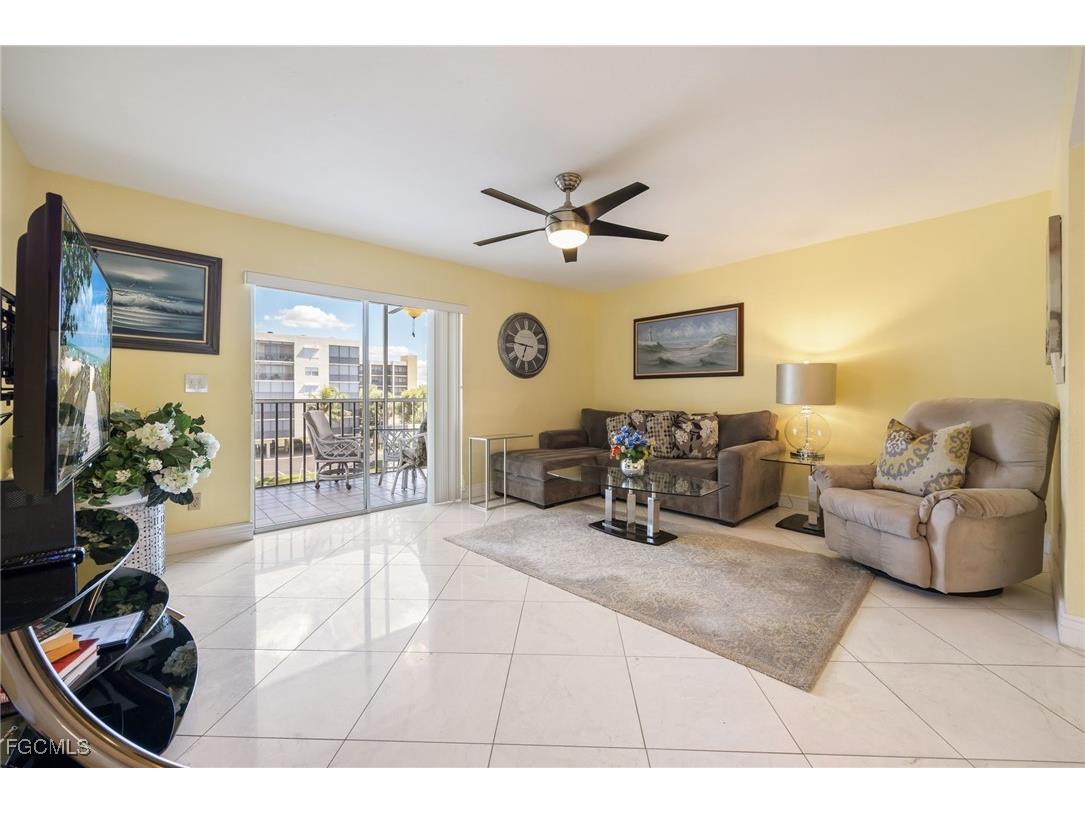 4511 Bay Beach Lane #315 Fort Myers Beach FL 33931 2025012735 image13