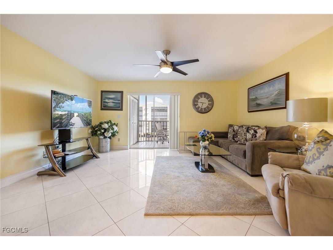 4511 Bay Beach Lane #315 Fort Myers Beach FL 33931 2025012735 image14
