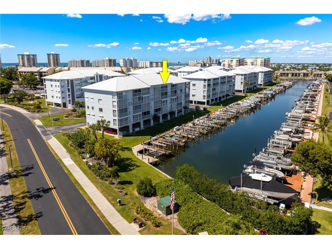 4511 Bay Beach Lane #315 Fort Myers Beach FL 33931 2025012735 image38
