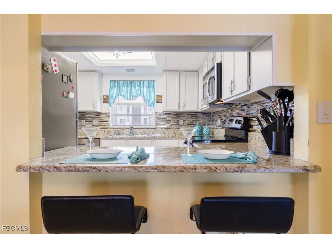 4511 Bay Beach Lane #315 Fort Myers Beach FL 33931 2025012735 image9