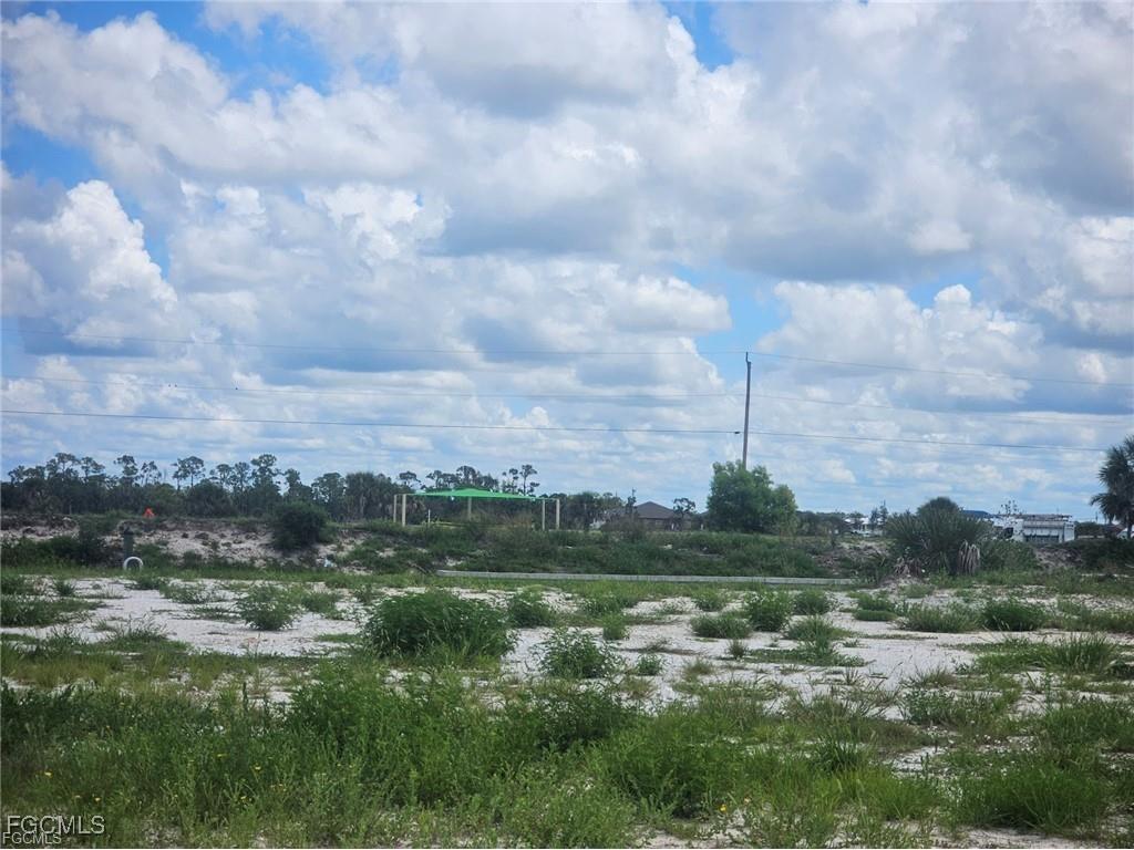 4511 NW 35th Terrace Cape Coral FL 33993 2025026444 image11