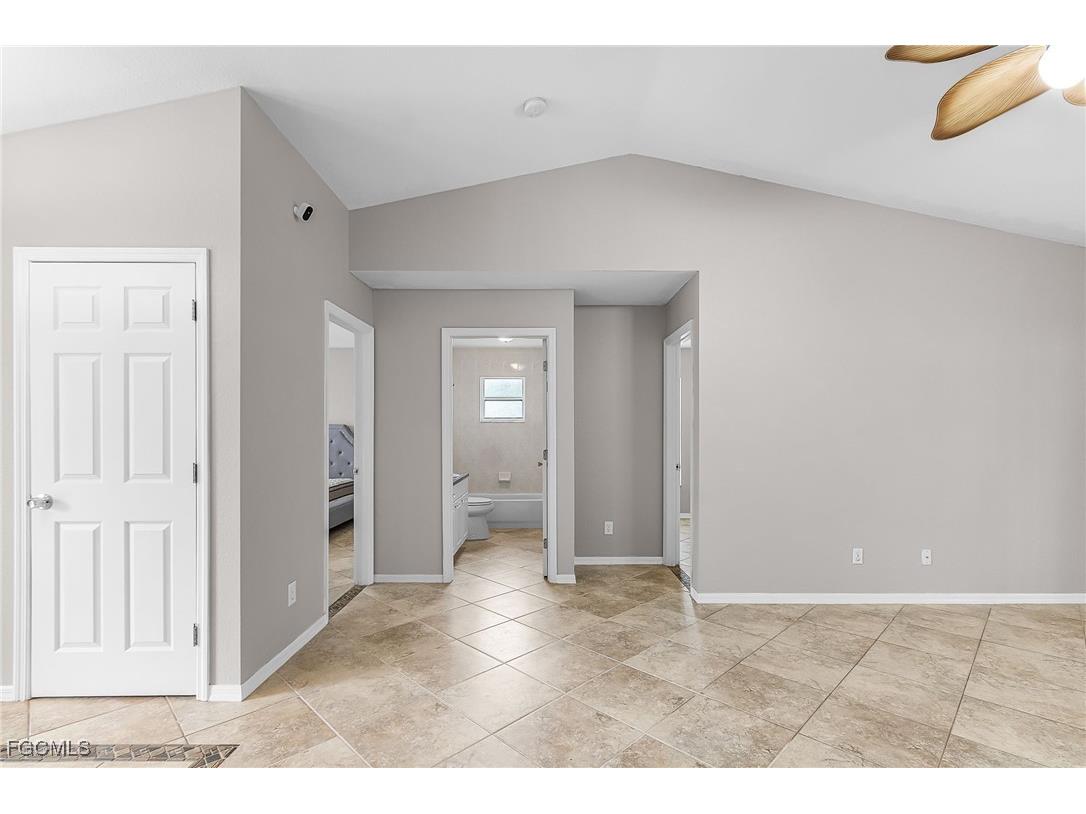 4512 SW 20th Avenue Cape Coral FL 33914 2025014385 image11