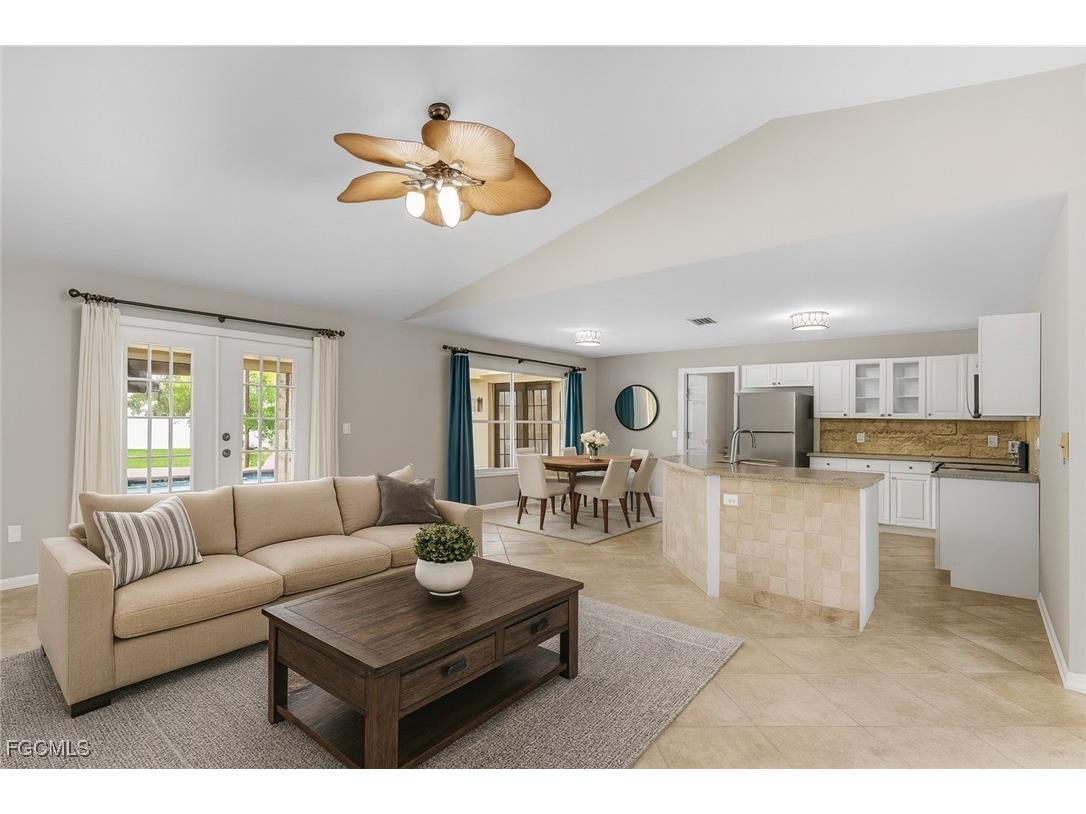 4512 SW 20th Avenue Cape Coral FL 33914 2025014385 image9