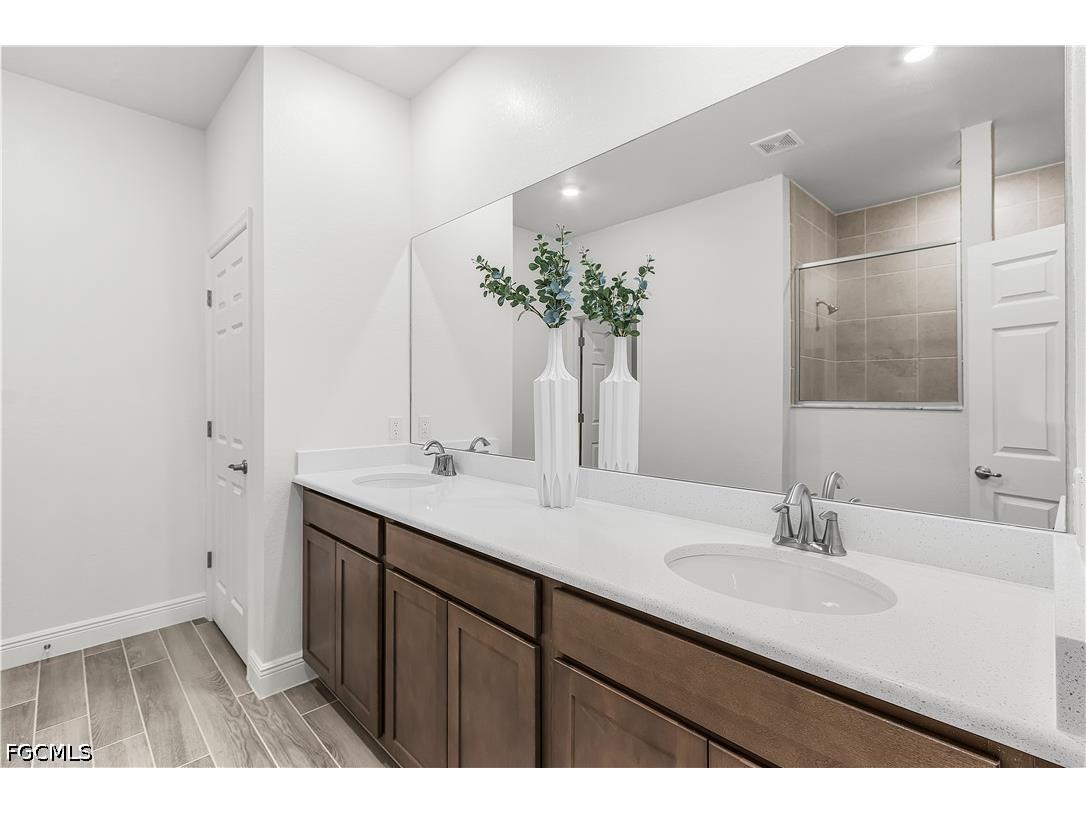 4513 NW 34th Street Cape Coral FL 33993 224077280 image22